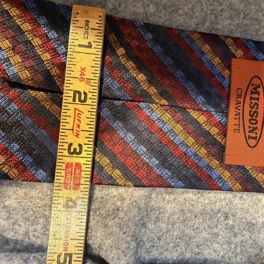 Vintage MISSONI Tie Silk Necktie made in Italy Cravatte Abstract Pattern 00s